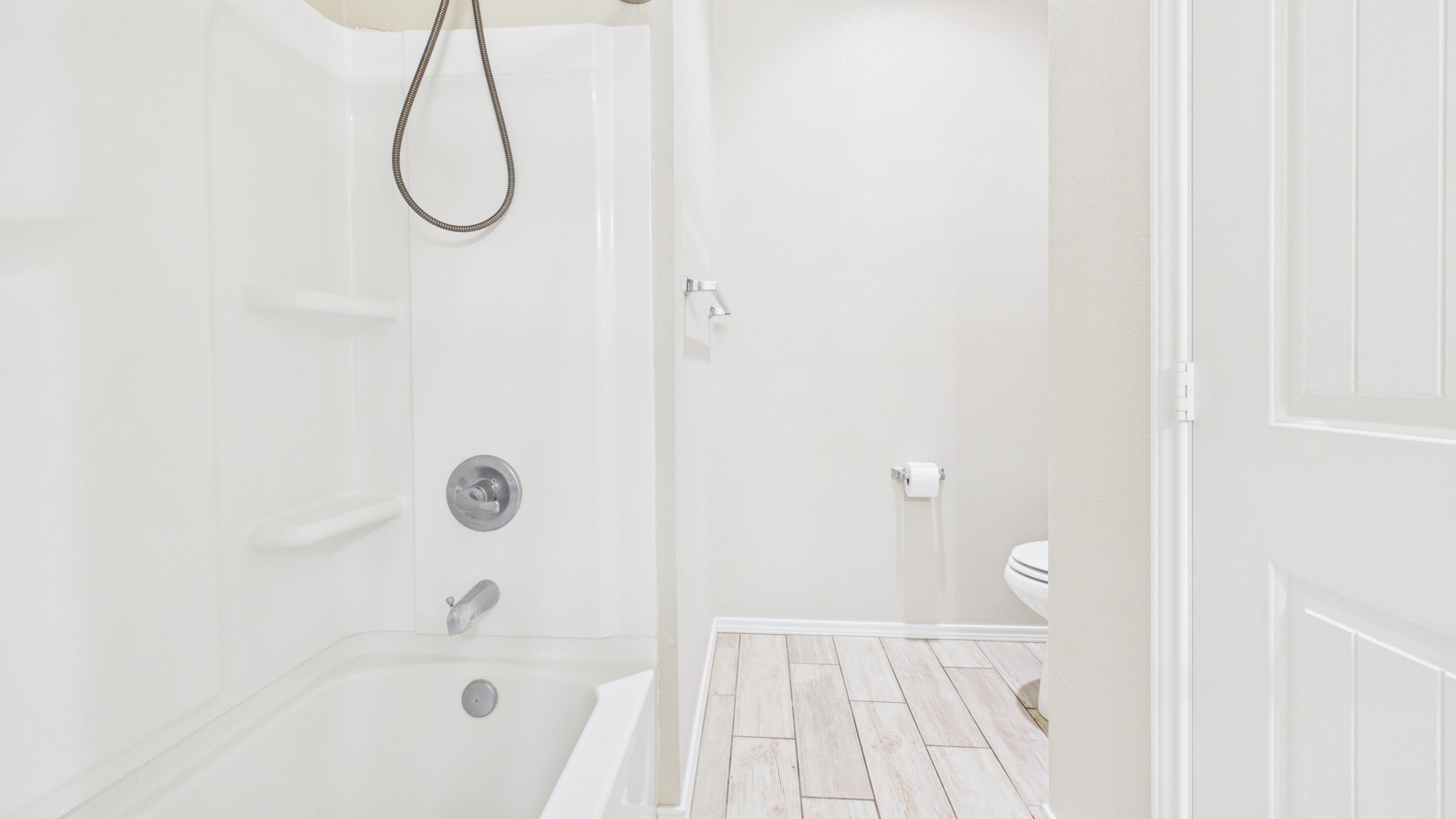 9801 Uvalde Avenue Lubbock, TX 79423 - Photo 38 of 76 CAM06379G6-PR0022-STILL037