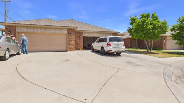 $377,250 | 9801 Uvalde Avenue, Lubbock, TX 79423