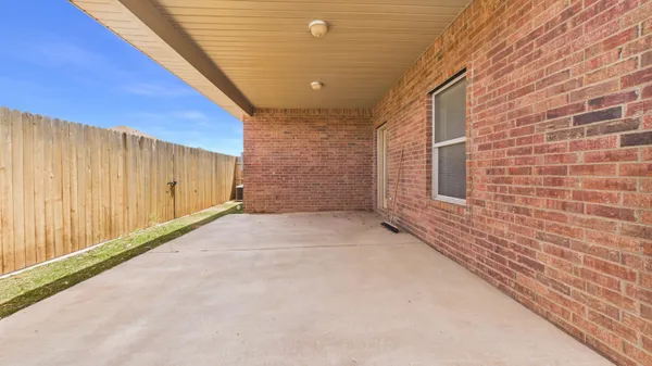 $377,250 | 9801 Uvalde Avenue, Lubbock, TX 79423