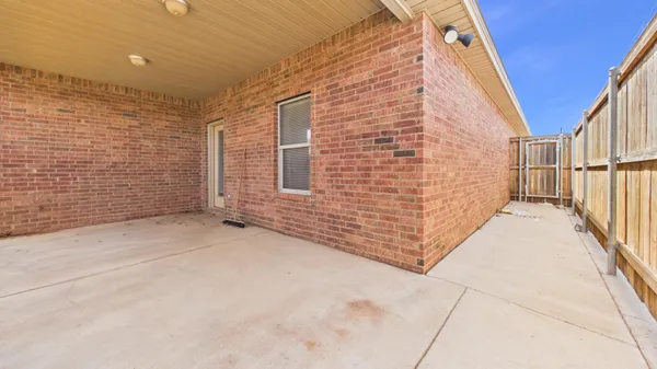 $377,250 | 9801 Uvalde Avenue, Lubbock, TX 79423