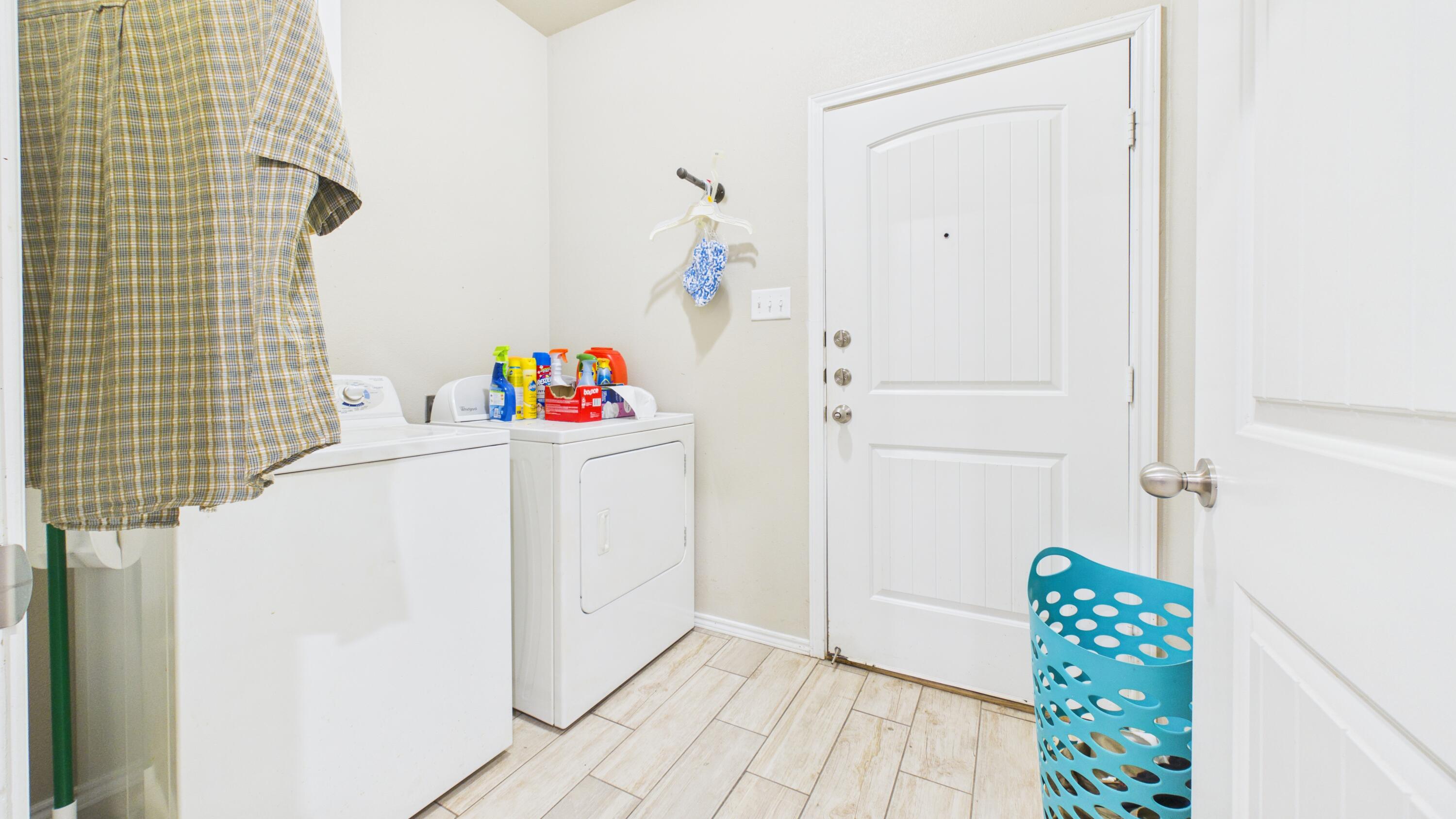 9801 Uvalde Avenue Lubbock, TX 79423 - Photo 44 of 76 CAM06379G6-PR0022-STILL043