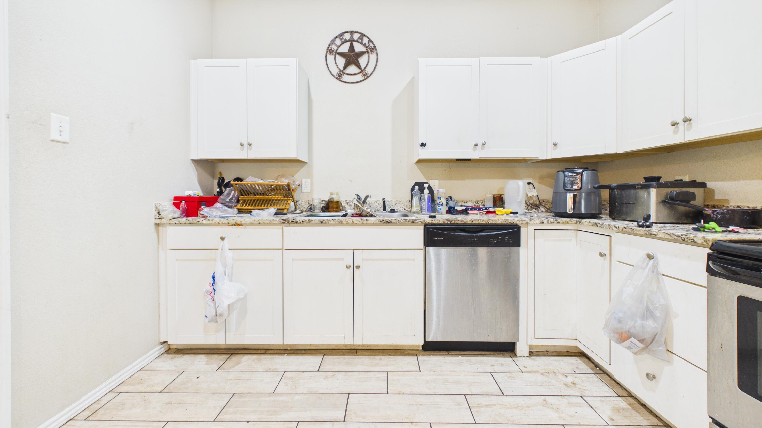 9801 Uvalde Avenue Lubbock, TX 79423 - Photo 59 of 76 CAM06379G6-PR0022-STILL058