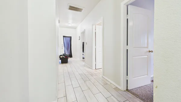 $377,250 | 9801 Uvalde Avenue, Lubbock, TX 79423