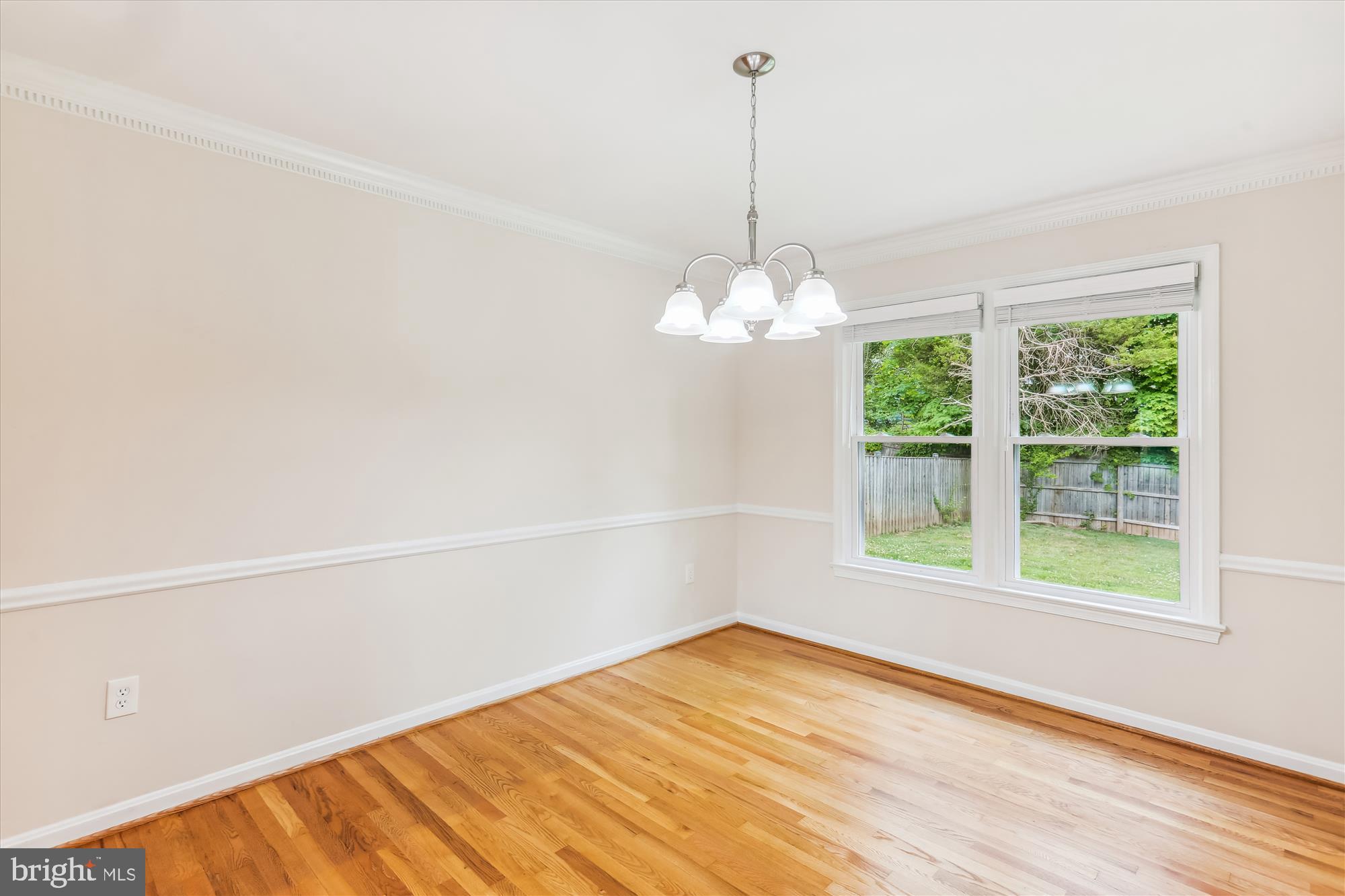 11805 Kemp Mill Road Silver Spring, MD 20902 - Photo 21 of 82 Dining Room