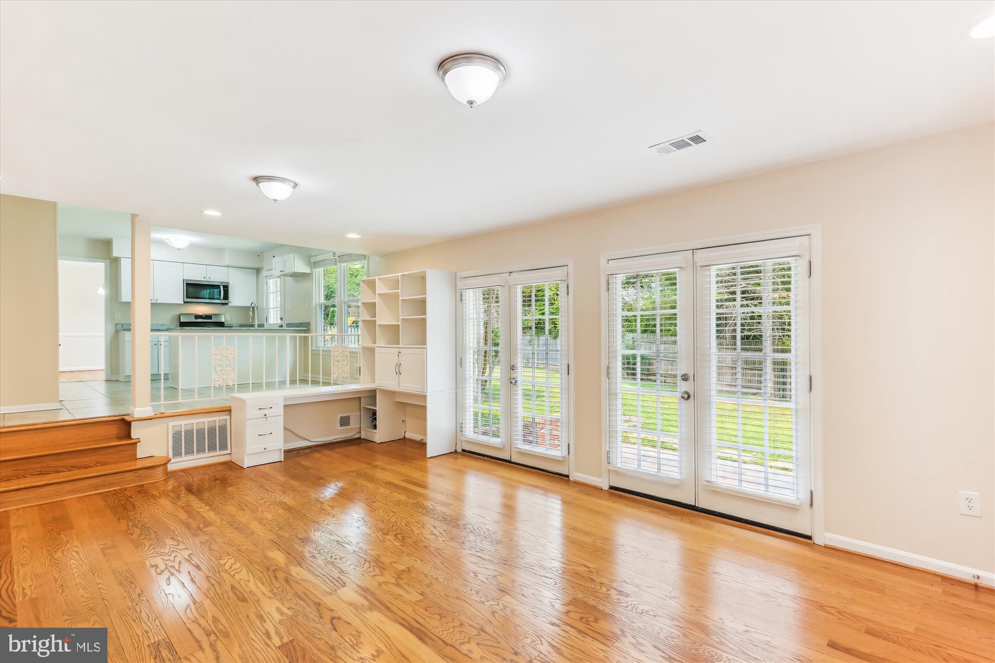 11805 Kemp Mill Road Silver Spring, MD 20902 - Photo 38 of 82 FamilyRoom