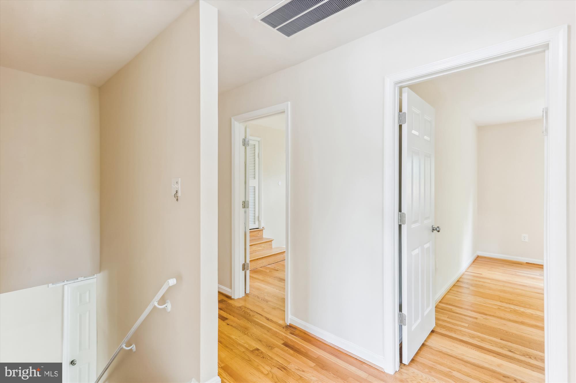 11805 Kemp Mill Road Silver Spring, MD 20902 - Photo 41 of 82 Hall