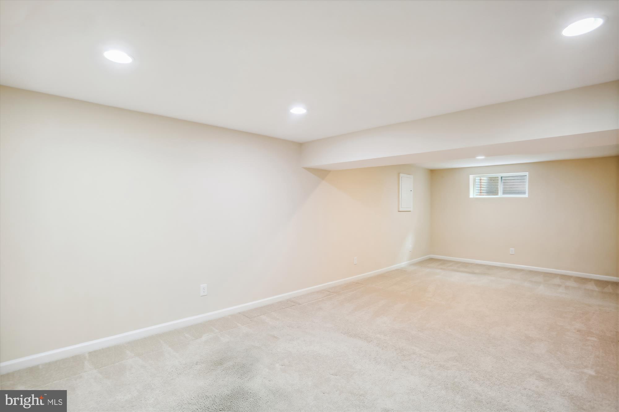 11805 Kemp Mill Road Silver Spring, MD 20902 - Photo 64 of 82 Recreation Room