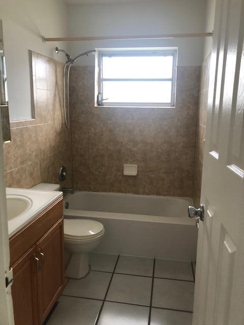 420 West Conference Drive Boca Raton, FL 33486 - Photo 5 of 6 IMG_2139
