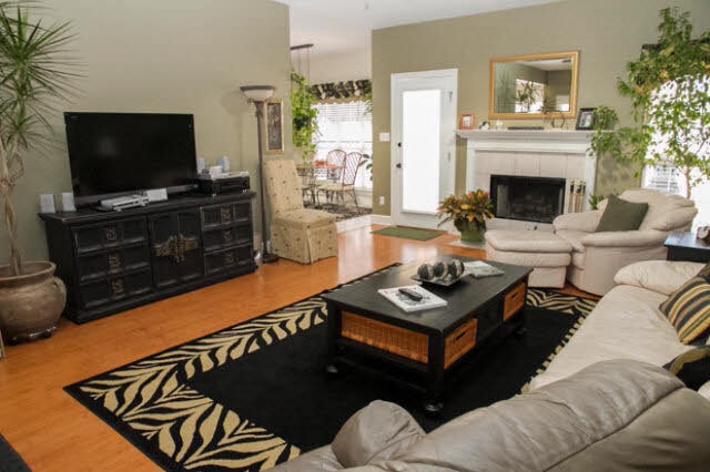 9880 Merritt Court Fairhope, AL 36532 - Photo 12 of 26 Alt Living Room