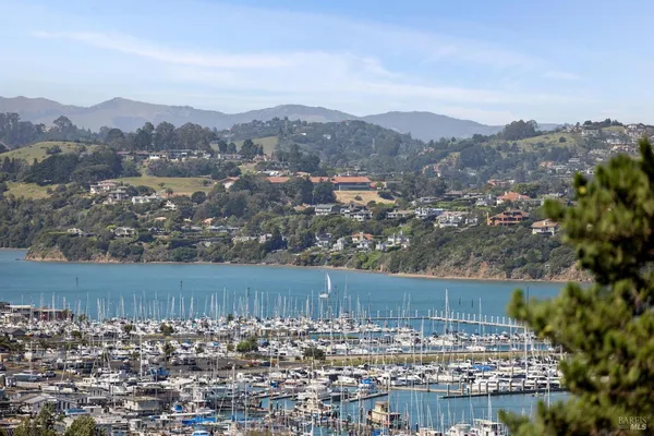 $1,649,000 | 75 Platt Avenue, Sausalito, CA 94965