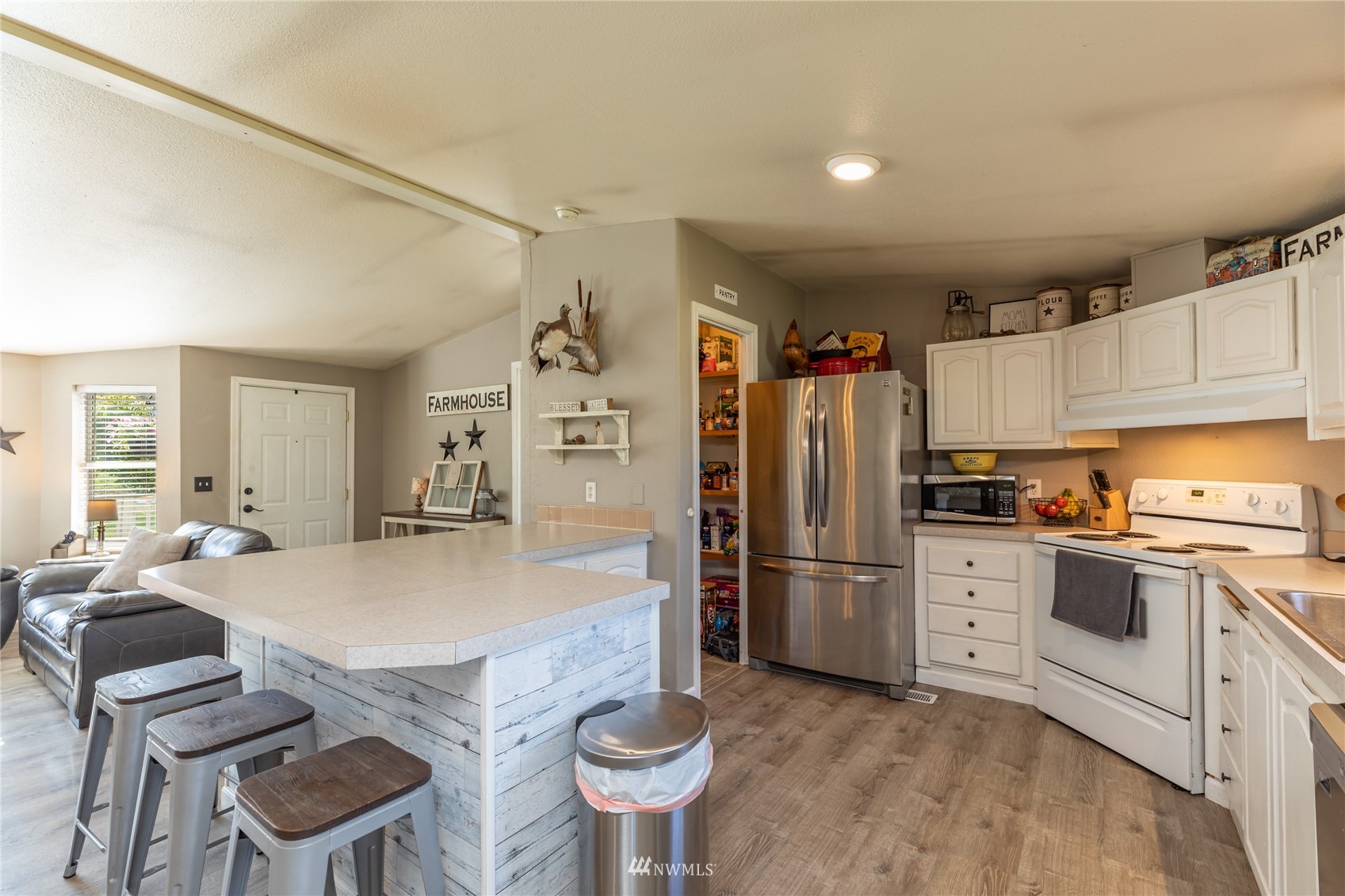57 Alvarado Road Tonasket, WA 98855 - Photo 11 of 39