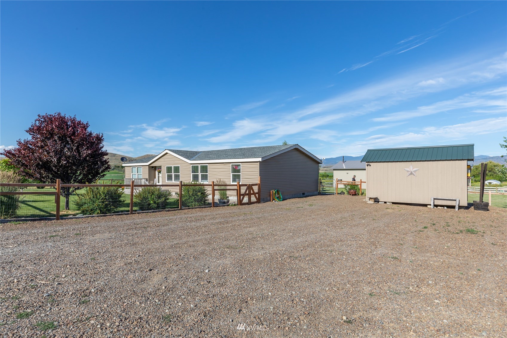 57 Alvarado Road Tonasket, WA 98855 - Photo 31 of 39