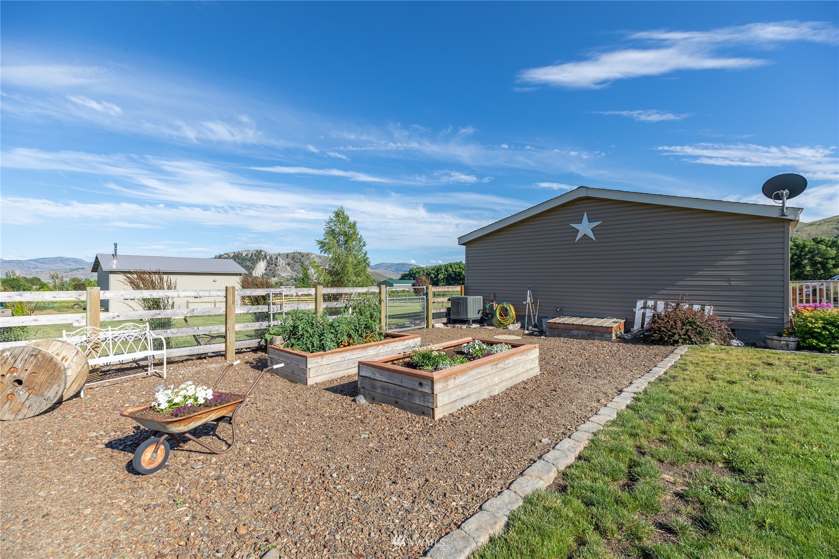 57 Alvarado Road Tonasket, WA 98855 - Photo 32 of 39