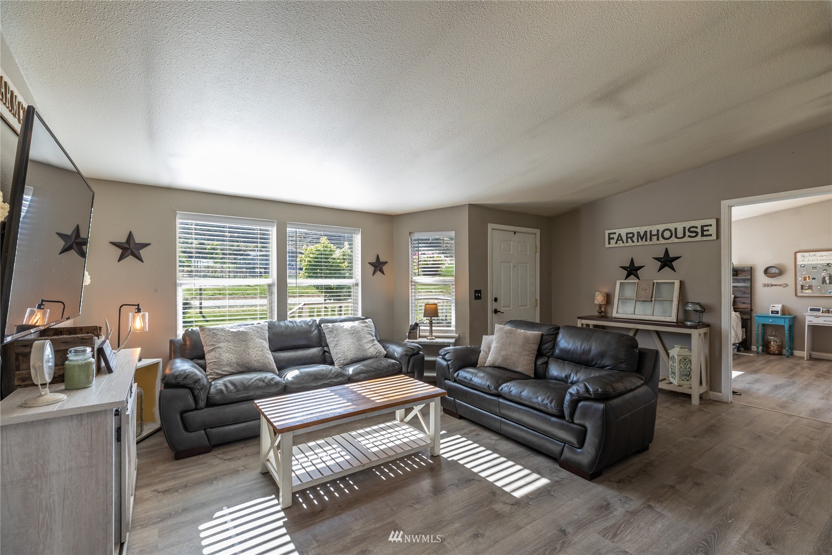 57 Alvarado Road Tonasket, WA 98855 - Photo 4 of 39