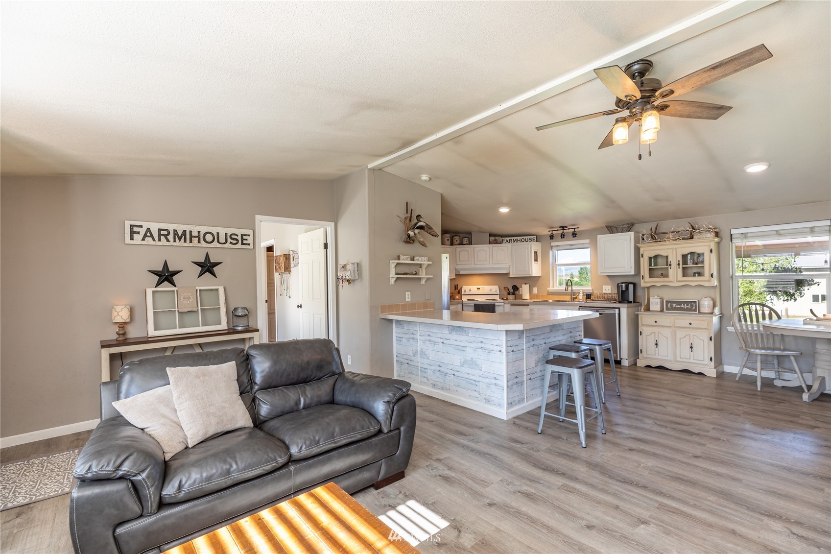 57 Alvarado Road Tonasket, WA 98855 - Photo 6 of 39