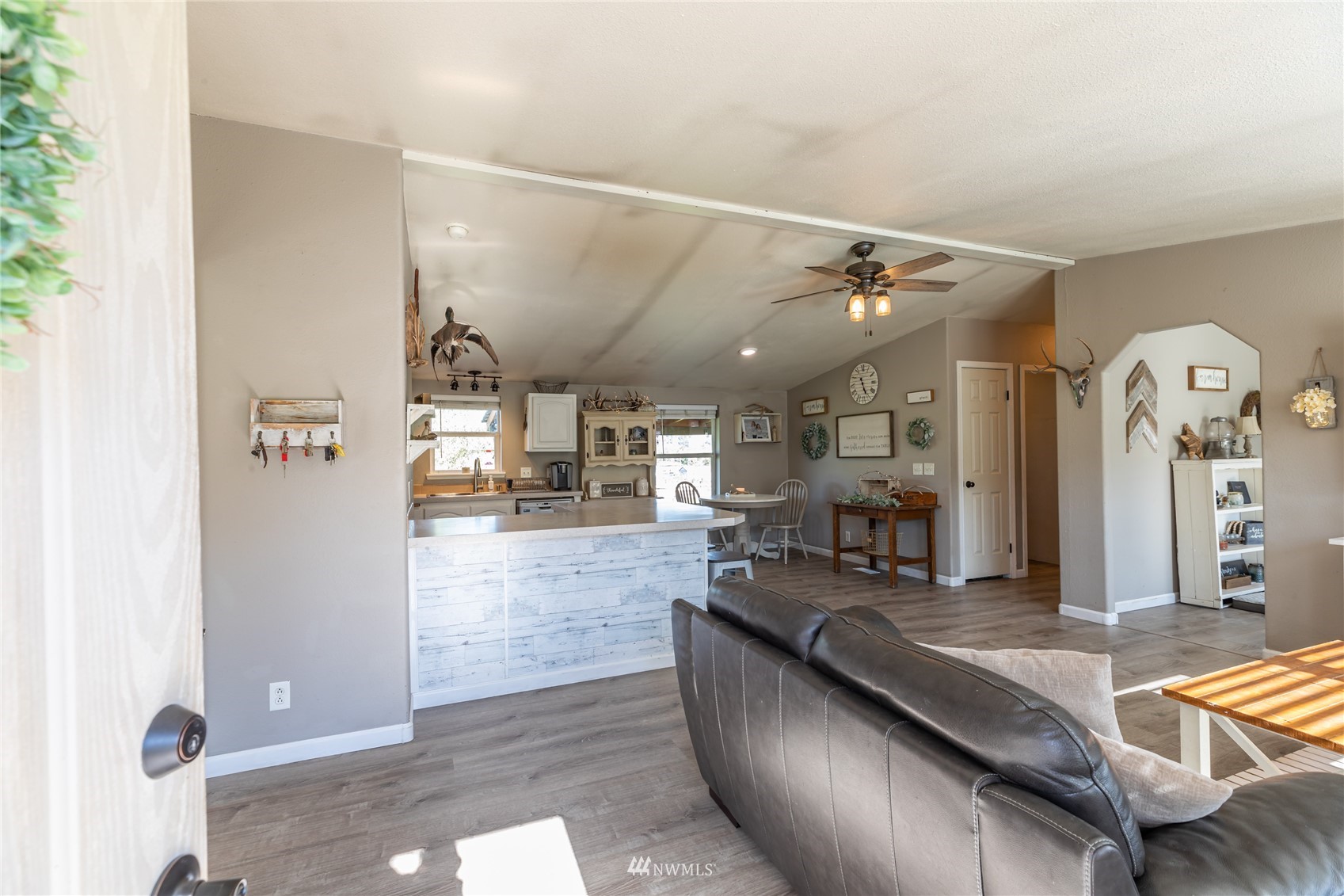 57 Alvarado Road Tonasket, WA 98855 - Photo 7 of 39