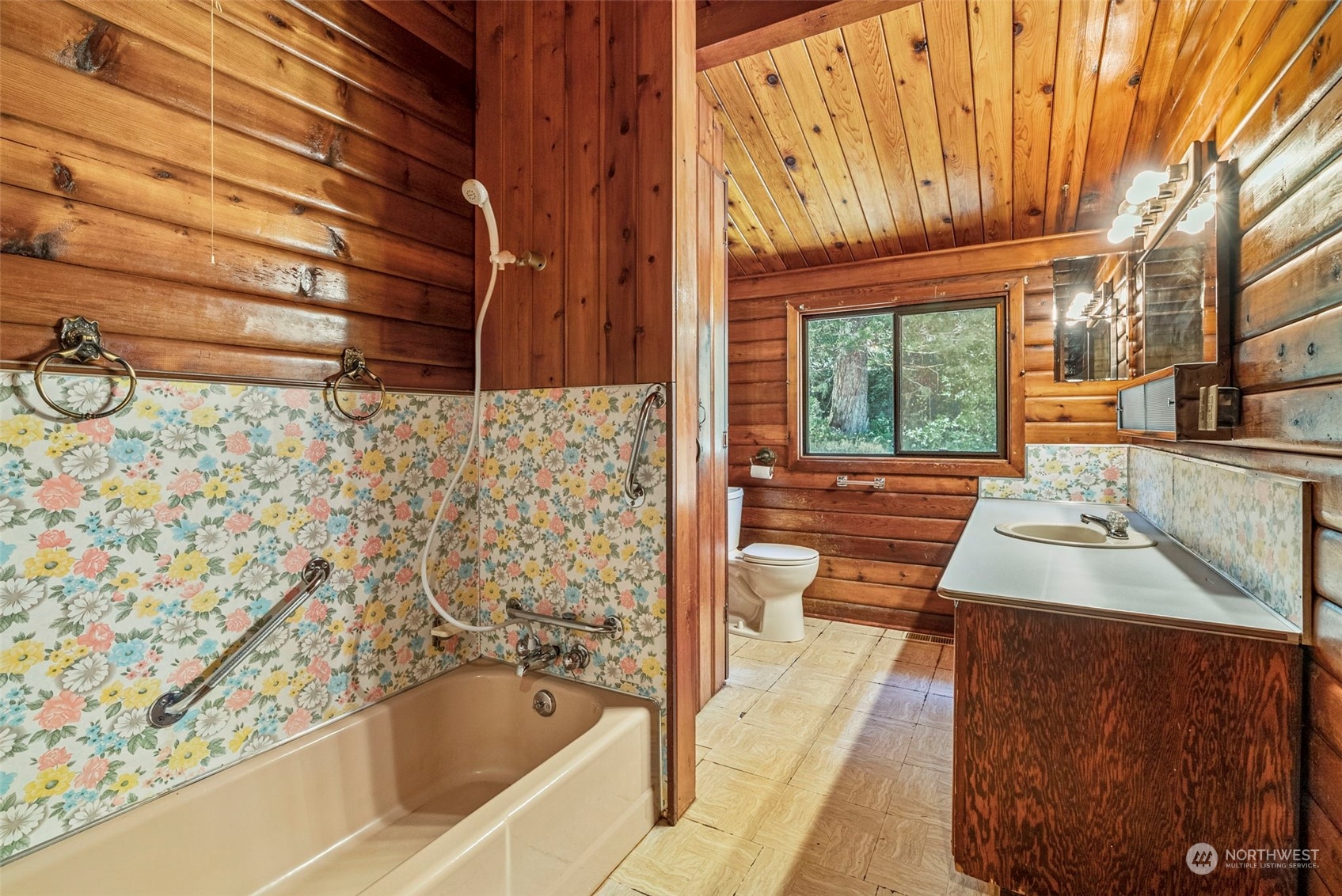 273 Middle Valley Road Skamokawa, WA 98647 - Photo 21 of 30 a bathroom with a sink toilet and shower