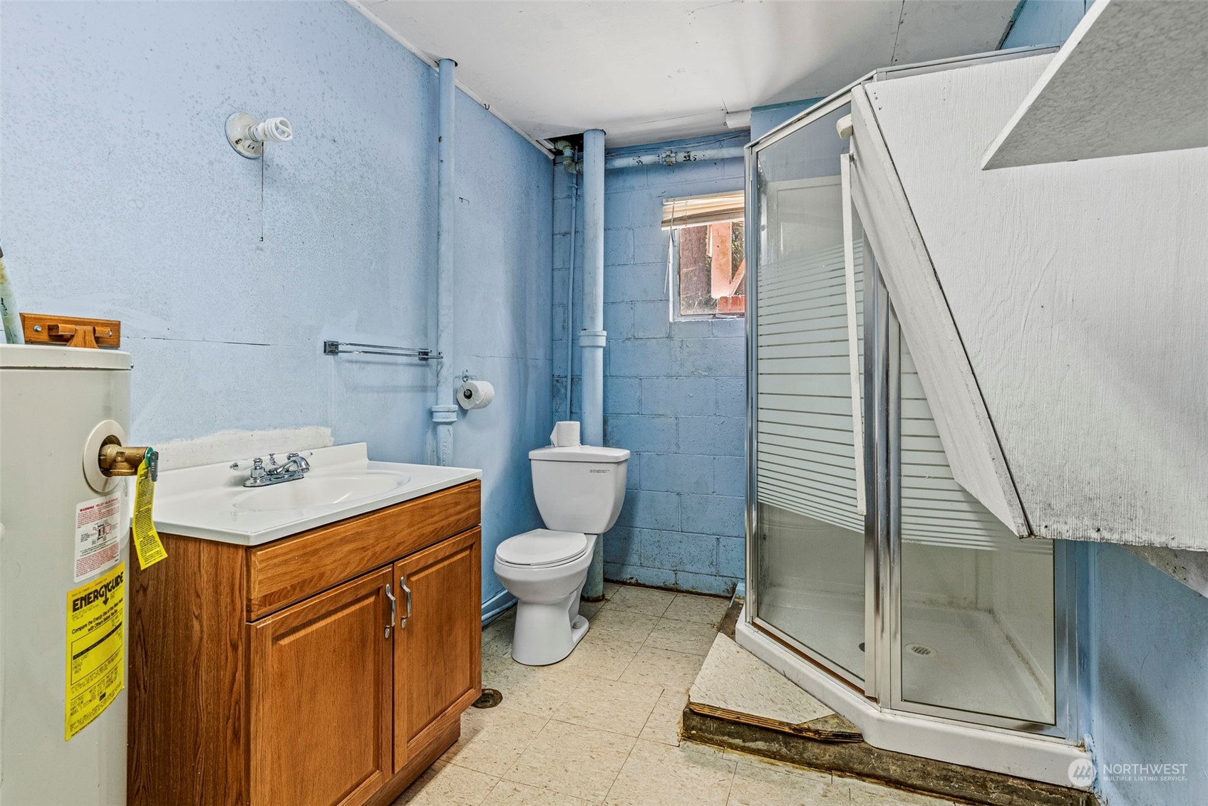 273 Middle Valley Road Skamokawa, WA 98647 - Photo 27 of 30 a utility room with dryer and washer