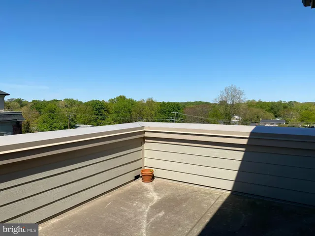 a view of a swimming pool and lake view