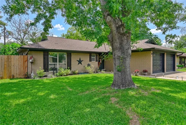 $249,000 | 908 Pine Drive, Caldwell, TX 77836
