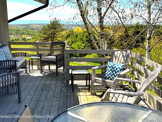 $3,800 | 238 Kelly Road, New Lebanon, NY 12060