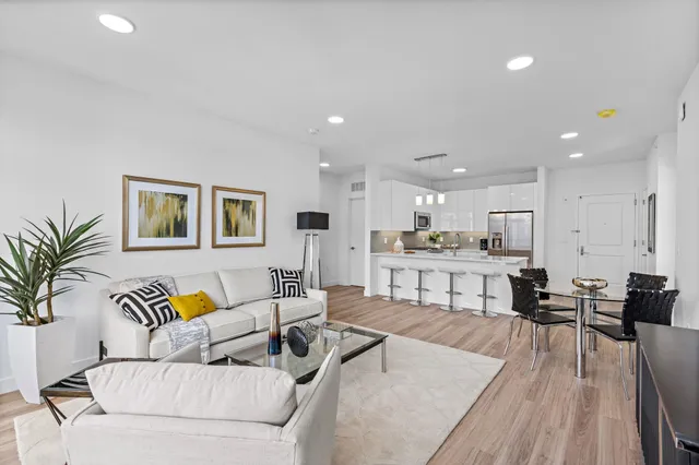 $3,342 | 5711 John F. Kennedy Boulevard, Unit 333, North Bergen, NJ 07047