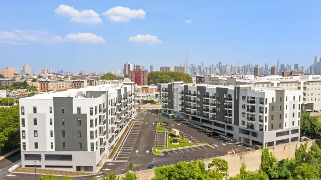 $3,342 | 5711 John F. Kennedy Boulevard, Unit 333, North Bergen, NJ 07047