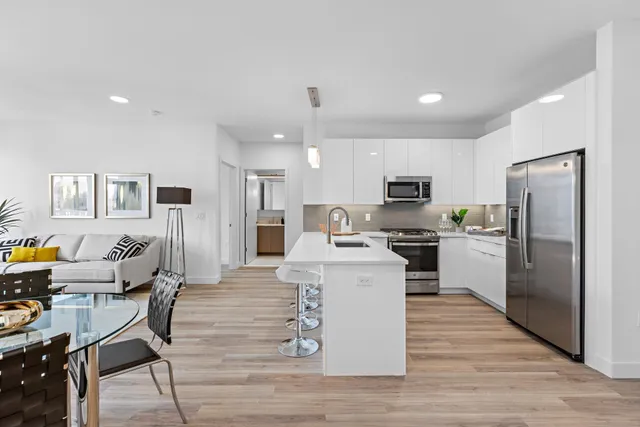 $3,342 | 5711 John F. Kennedy Boulevard, Unit 333, North Bergen, NJ 07047