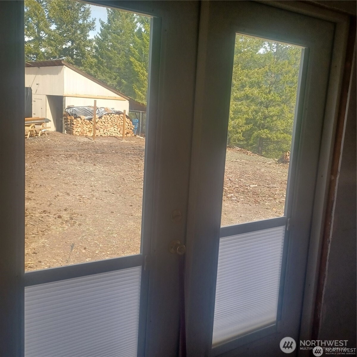 100 Turner Lake Road North Tonasket, WA 98855 - Photo 19 of 39 a view of window