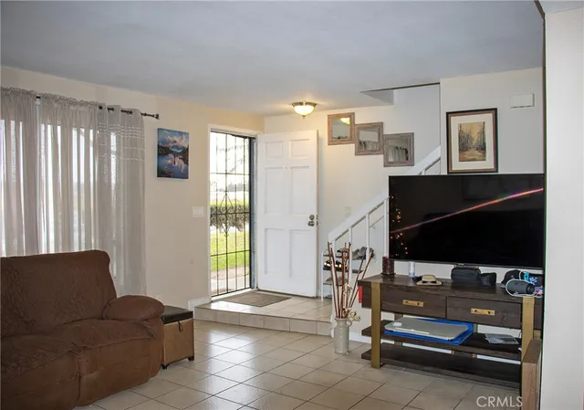 $490,000 | 2021 East Bard Road, Oxnard, CA 93033