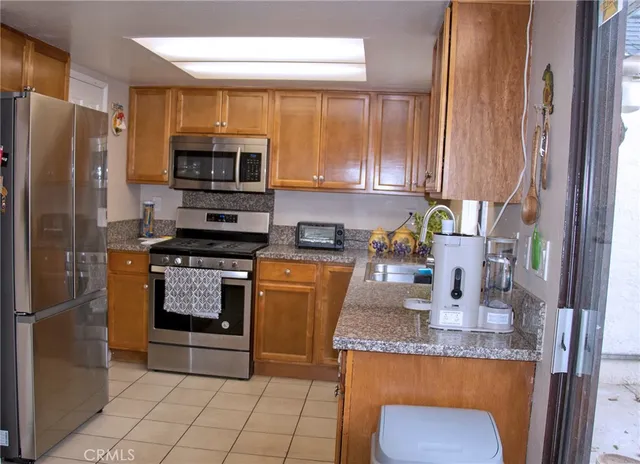 $490,000 | 2021 East Bard Road, Oxnard, CA 93033