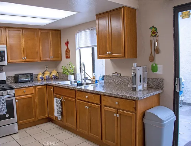 $490,000 | 2021 East Bard Road, Oxnard, CA 93033