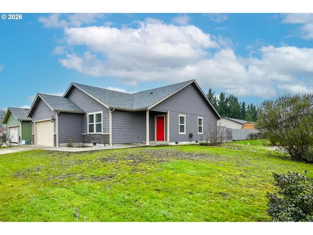 $359,900 | 110 Teresa Lane, Winston, OR 97496