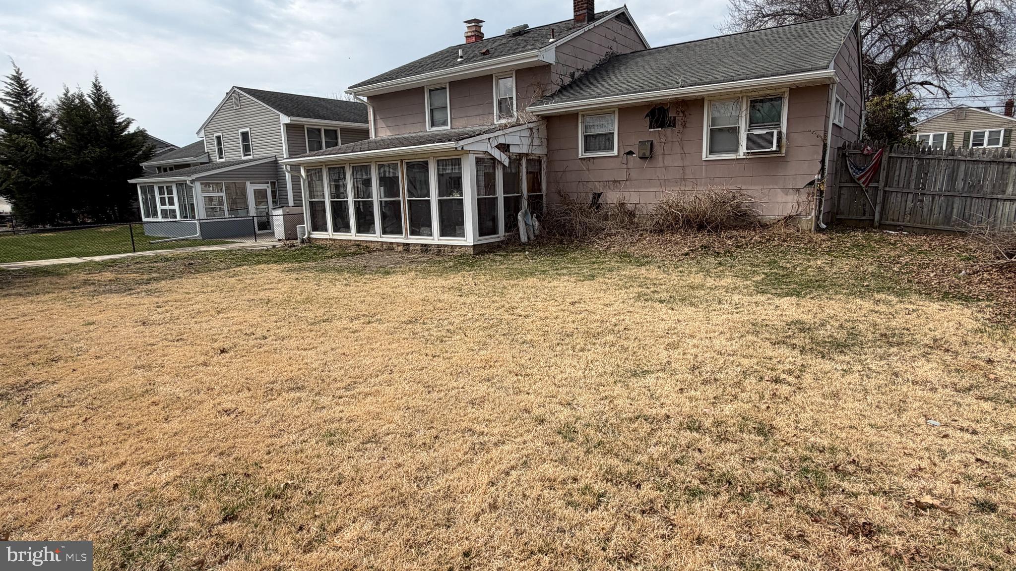 36 Winding Way Hamilton, NJ 08620 - Photo 13 of 17