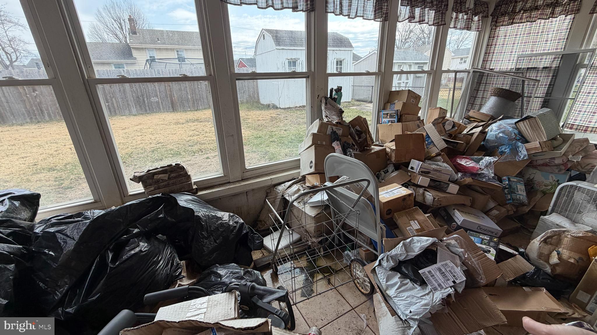 36 Winding Way Hamilton, NJ 08620 - Photo 10 of 17