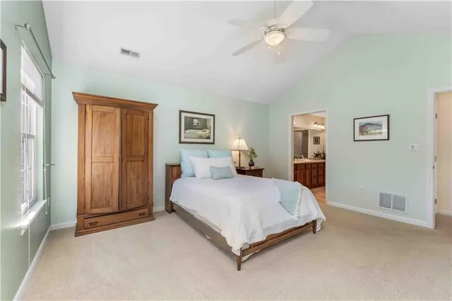 $484,900 | 2031 Isleworth Lane, Cranberry Township, PA 16066