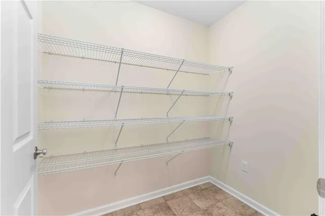 $484,900 | 2031 Isleworth Lane, Cranberry Township, PA 16066