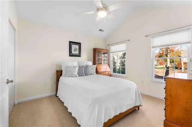 $484,900 | 2031 Isleworth Lane, Cranberry Township, PA 16066