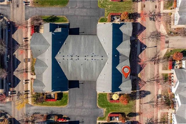 $484,900 | 2031 Isleworth Lane, Cranberry Township, PA 16066