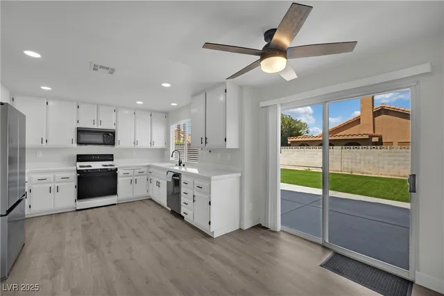 $2,143 | 4608 Doig Lane, Las Vegas, NV 89110