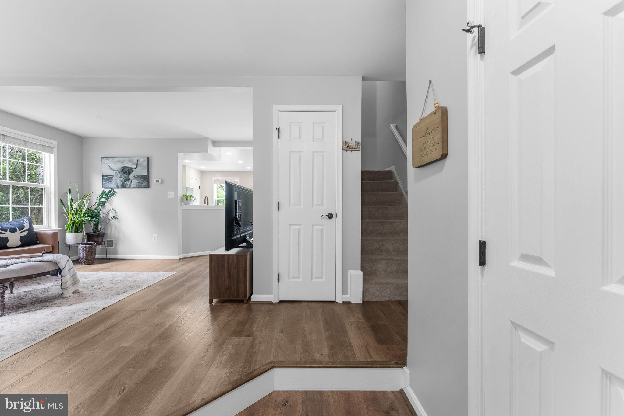 14365 Newbern Loop Gainesville, VA 20155 - Photo 7 of 59