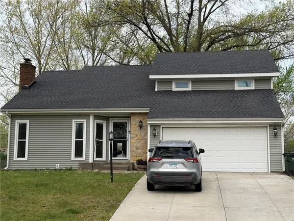 $295,000 | 3110 Lakeview Circle, Leavenworth, KS 66048