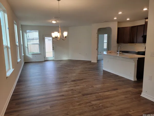 $1,875 | 6511 Hibiscus Falls, San Antonio, TX 78218