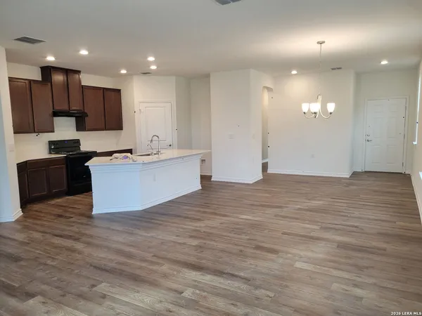 $1,875 | 6511 Hibiscus Falls, San Antonio, TX 78218