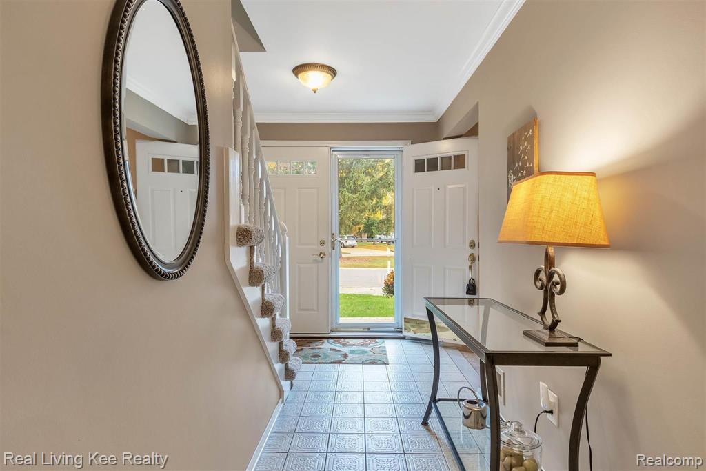 3971 Hidden Creek Court Rochester Hills, MI 48309 - Photo 6 of 42