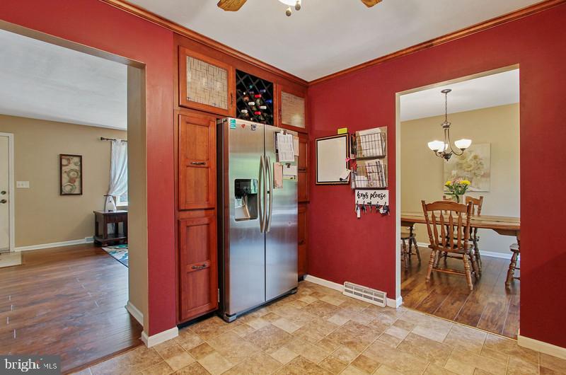 11 Loop Drive Hanover, PA 17331 - Photo 11 of 25 Gallery Image 11