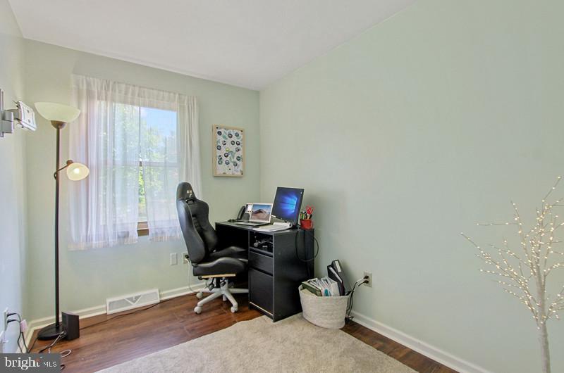11 Loop Drive Hanover, PA 17331 - Photo 17 of 25 Gallery Image 17