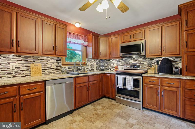 11 Loop Drive Hanover, PA 17331 - Photo 10 of 25 Gallery Image 10