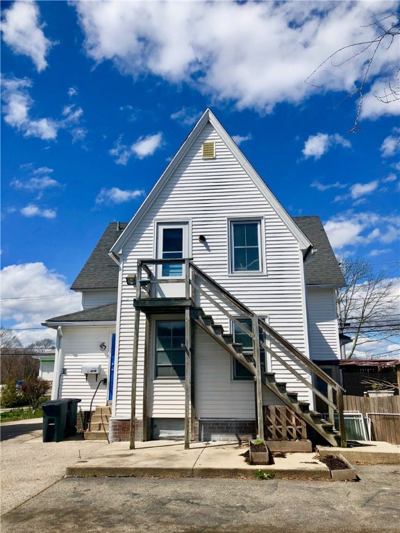 83 John Street Westerly, RI 02891 - Photo 12 of 13