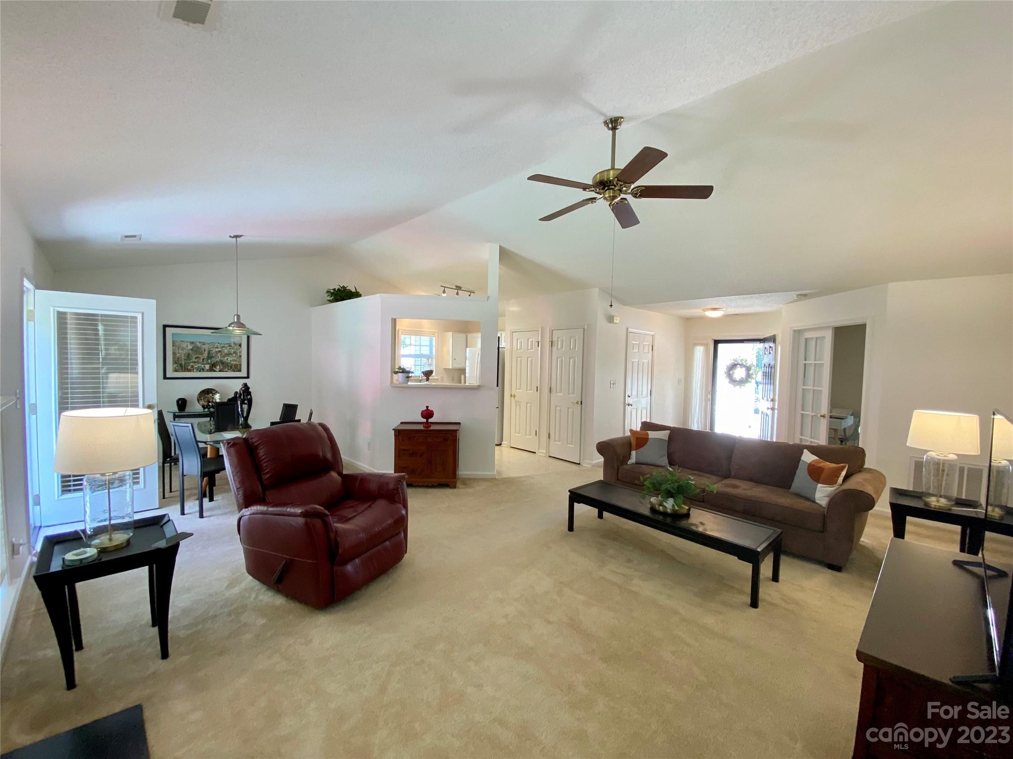 164 Cottage Ridge Road Fletcher, NC 28732 - Photo 6 of 23 a living room with furniture